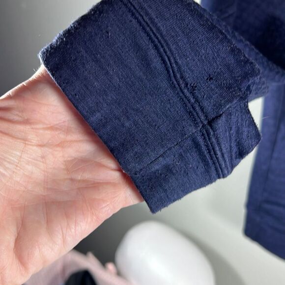 Under Armour Long Sleeve Full Zil Hooded Jacket. Blue. Size Medium - Picture 2 of 9